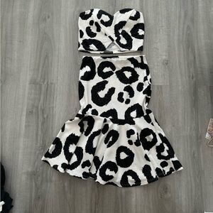 2 piece set!